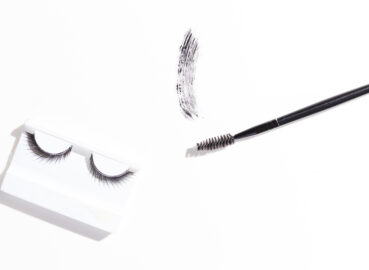 A Guide To Best Practices For Safe Eyelash Adhesive Use